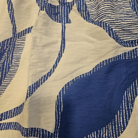 NWT Nine West floral blue & white midi smocked skirt - Picture 3 of 5